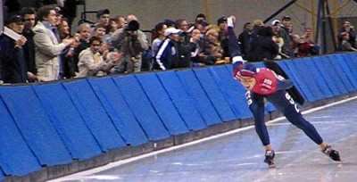 Glace : Hedrick fait tomber le record du 10.000 m